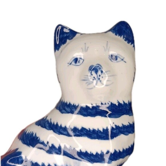 Blue & White Striped Cat Figurines Porcelain Handpainted Set Of Two 4.5" X 3.25" - Picture 6 of 10